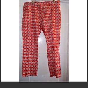 Gap skinny pixie cut with a geometric pattern